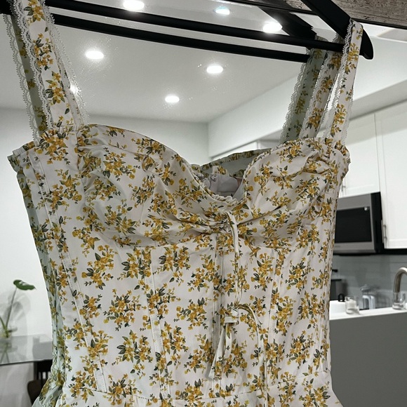 House of CB Rosalee Vintage Floral Print Cotton Bustier Midi Dress - Picture 6 of 9